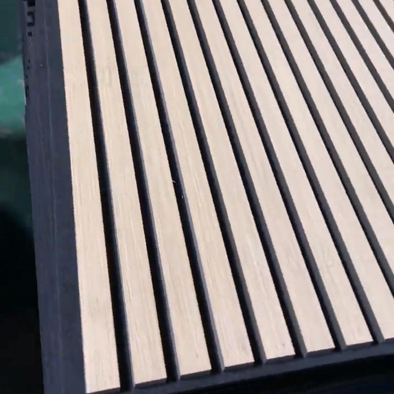 Careful Packaging and Shipping of Square Wall Slats Panels